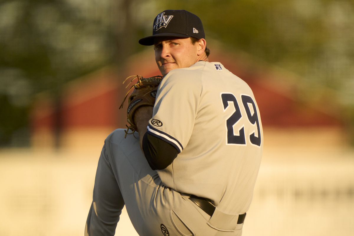 Cubs roster move: Hayde   chicago cubs gear amazon   n Wesneski called up, Justin Steele to injured list
