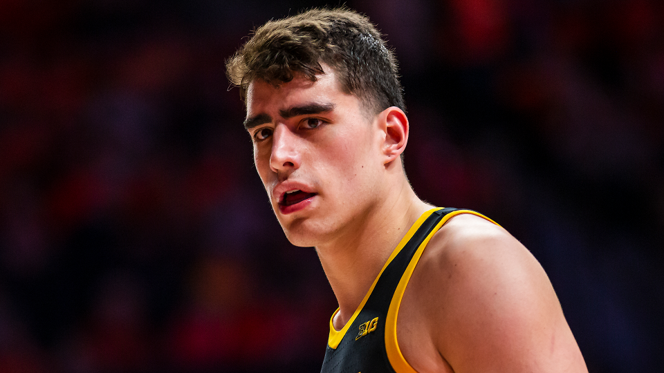 luka-garza-eyebrows-FTR