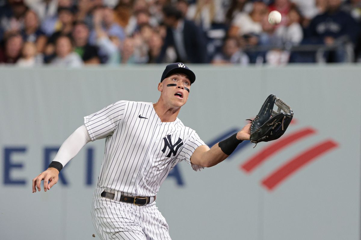 Yankees yankees away jersey lose sweep bid as bad calls and Carlos