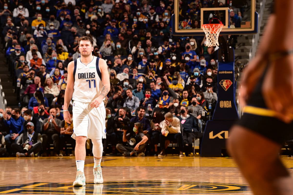 Stats Rundown: 3 stats from the Mavericks 130-92 loss once more luka doncic merch st the Warriors