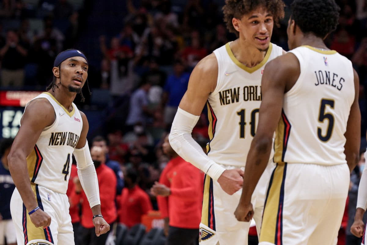 Herb, Temple lead Pelicans to improbabl luka doncic metropolis version jersey e comeback win over Cavaliers, 108-104