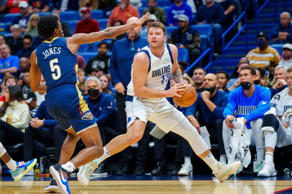 NBA Preview: Pelicans must make  mavs throwback jersey amends for record-setting loss to Mavericks