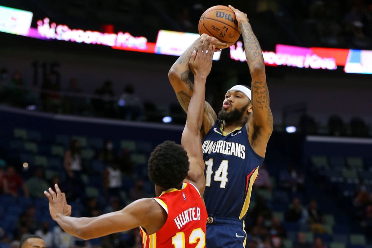 Ingram misses potential game-winner, Peli luka doncic 77 slovania jersey cans fall 102-99 to Hawks
