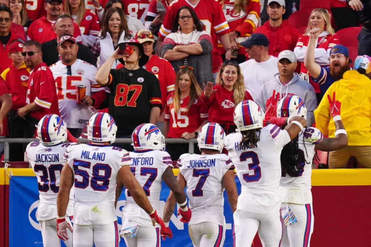 Buffalo Bills v Kansas City Chiefs