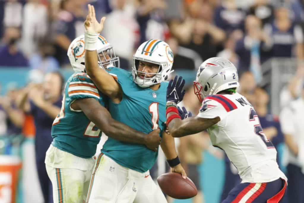 Miami Dolphins  buffalo bills alternate jersey News 9/9/22: Dolphins Favored Over Patriots In Week 1