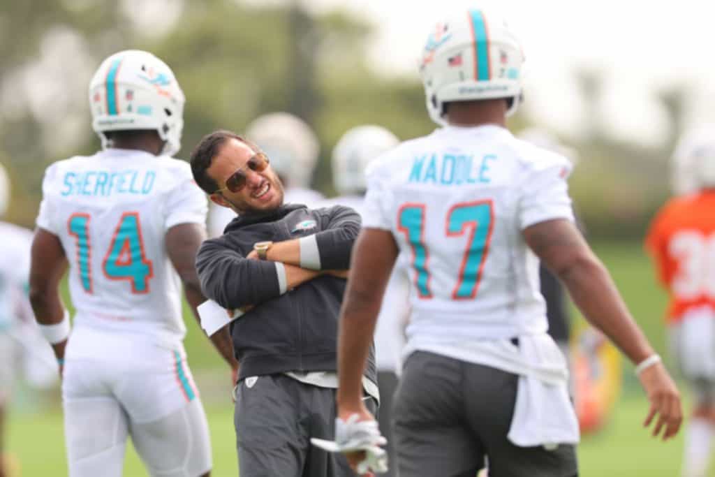 Jaylen Waddle misses 2nd straight practice for the Mia  buffalo nfl shirt businessmi Dolphins