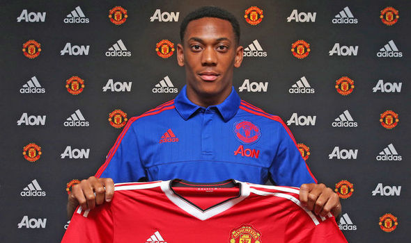 Anthony Martial signs with Man United