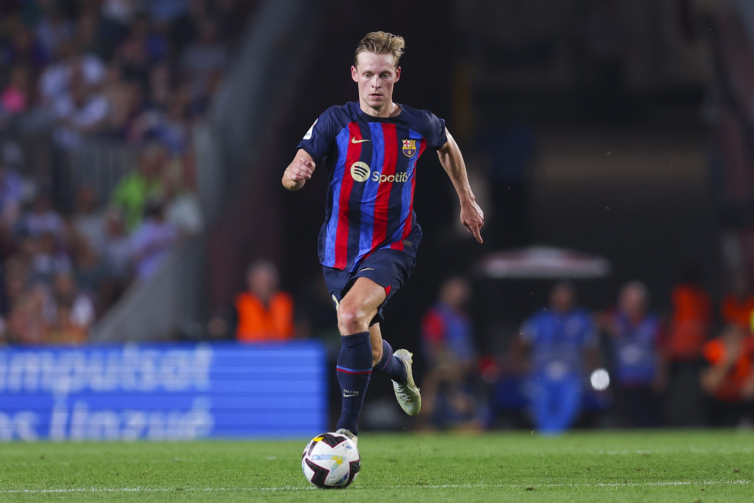 FC Barcelona News: 16 August 2022; Álex Coll  nike manchester united jersey  ado joins Elche, Chelsea continue Frenkie De Jong chase