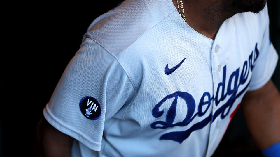 What is the patch on the Dodgers' uniforms? los angeles lakers