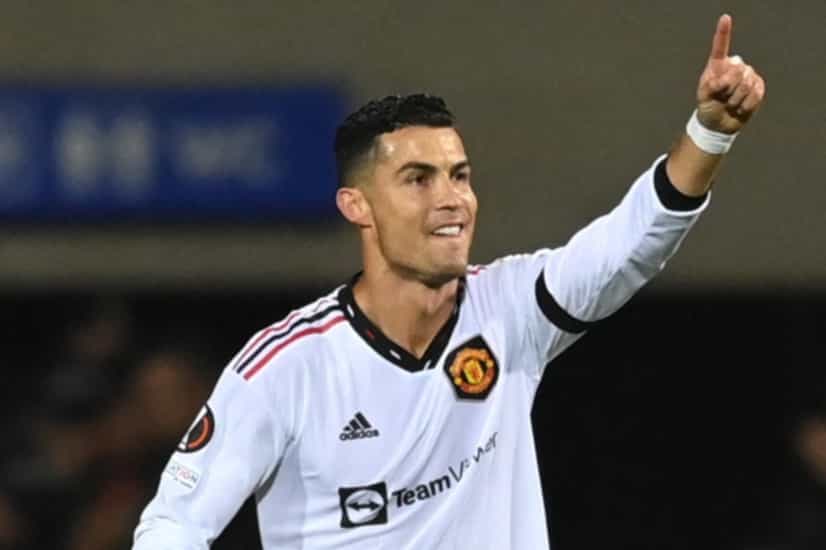 Alves has heaped praise on Manchester United forward Cristiano Ronaldo