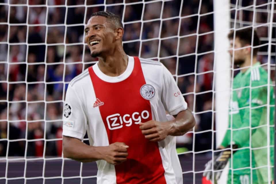 Haller is smiling once again after his West Ham torment